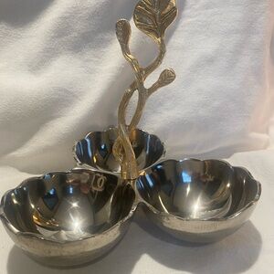 Elegant Silver Triple Bowl Set for Kitchen or Decor